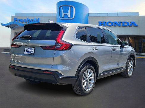 Used 2025 Honda CR-V EX image 7