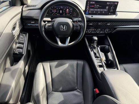 Used 2024 Honda Accord Touring image 33