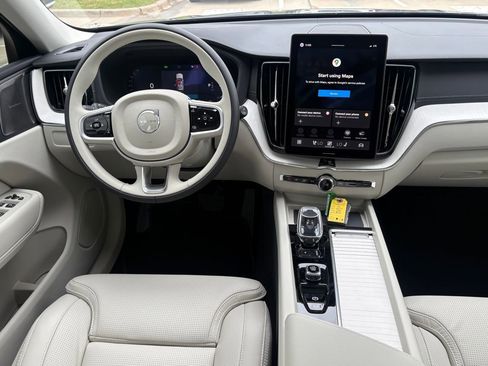 New 2026 Volvo XC60 B5 Ultra w/ Protection Package Premier AWD/4WD image 12