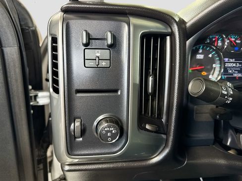 Used 2016 Chevrolet Silverado 1500 LT w/ All Star Edition RWD image 19