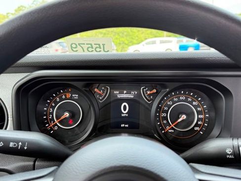 New 2026 Jeep Gladiator Sport AWD/4WD image 18