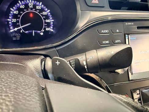 Used 2016 Toyota Avalon XLE Premium image 36