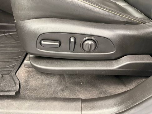 Used 2019 Chevrolet Traverse RS w/ LPO, Floor Liner Package image 40