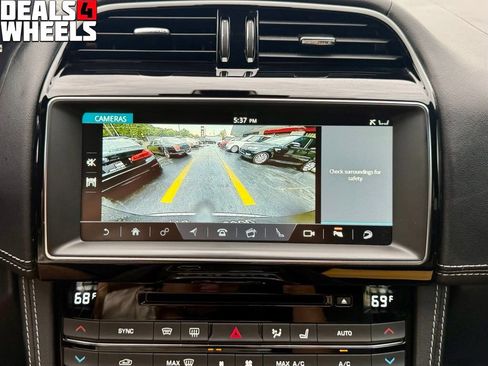 Used 2019 Jaguar F-PACE S AWD/4WD image 27
