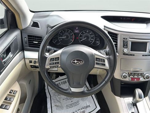 Used 2012 Subaru Outback 2.5i Premium AWD/4WD image 19