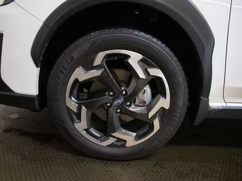 Used 2021 Subaru Crosstrek 2.5i Limited w/ Moonroof Package 2 AWD/4WD image 9