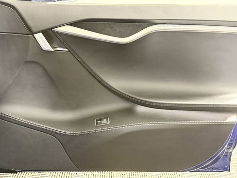 Used 2017 Tesla Model S 75D image 38