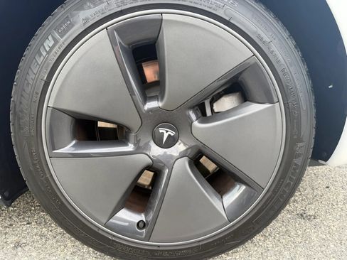 Used 2023 Tesla Model 3 Standard Range RWD image 26