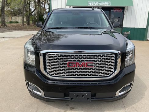 Used 2016 GMC Yukon Denali w/ Open Road Package AWD/4WD image 4