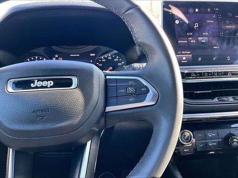 Used 2022 Jeep Compass Altitude image 24