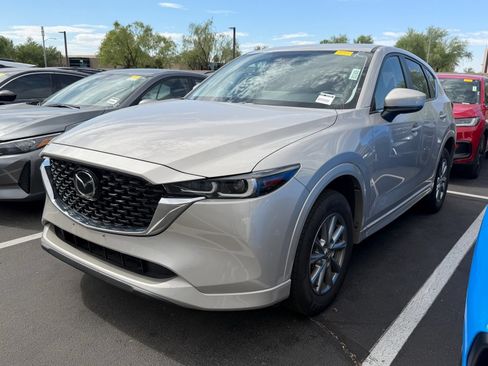 Used 2025 MAZDA CX-5 AWD 2.5 S w/ Preferred Package image 2