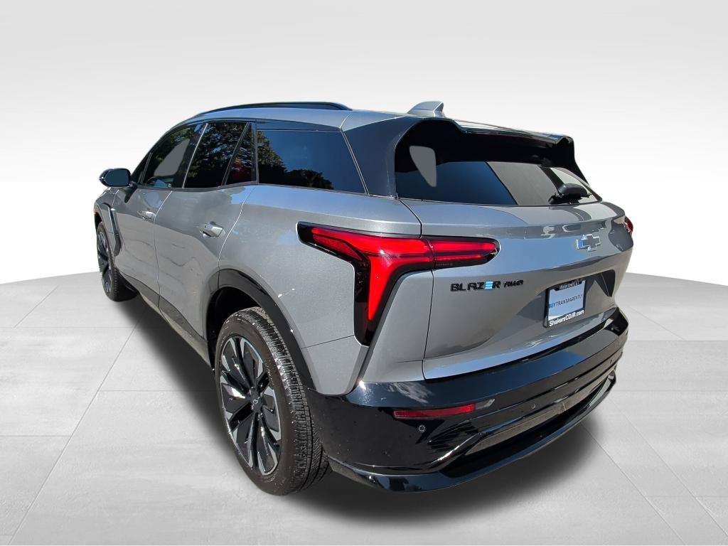 Used 2024 Chevrolet Blazer EV RS AWD/4WD image 3