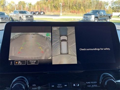 Used 2023 Nissan Armada SL image 20