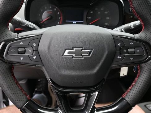 New 2026 Chevrolet Trax RS w/ Driver Confidence Package FWD image 30