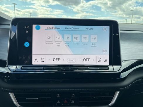 New 2026 Volkswagen Atlas Cross Sport SE AWD/4WD image 20