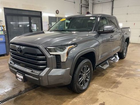 Used 2023 Toyota Tundra SR5 w/ SR5 Convenience Package AWD/4WD image 3