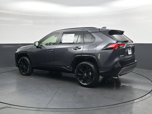 Used 2023 Toyota RAV4 SE AWD/4WD image 11
