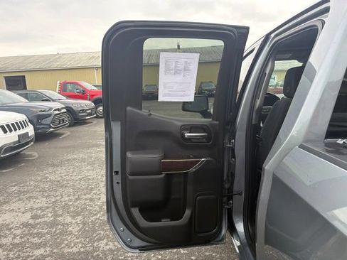 Used 2019 GMC Sierra 1500 SLE w/ SLE Value Package AWD/4WD image 47