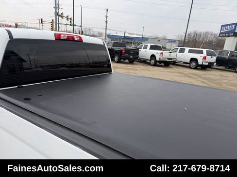 Used 2018 Chevrolet Silverado 1500 LT w/ All Star Edition image 41