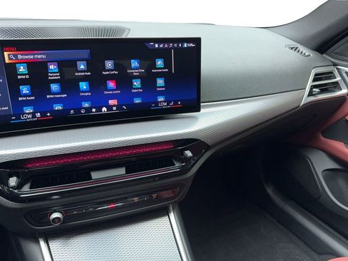 Used 2025 BMW i4 eDrive40 image 21