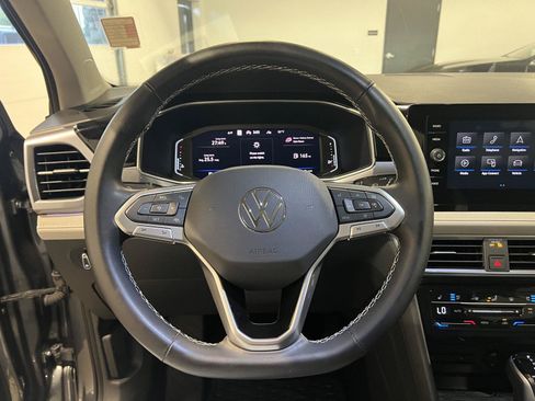 Used 2025 Volkswagen Taos SEL w/ Black Wheel Plus Package AWD/4WD image 10