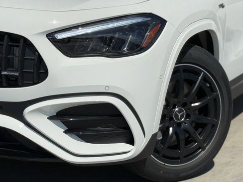 New 2026 Mercedes-Benz GLA 35 AMG 4MATIC image 4