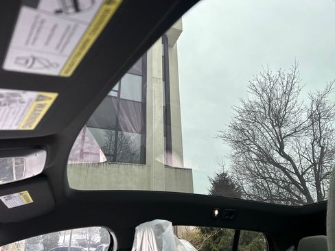 New 2026 Volvo EX30 Plus w/ Climate Package image 20