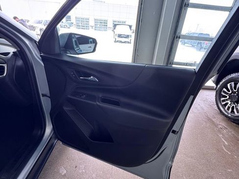 Used 2022 Chevrolet Equinox LT image 14