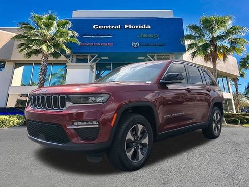 Used 2023 Jeep Grand Cherokee 4WD 4xe image 9