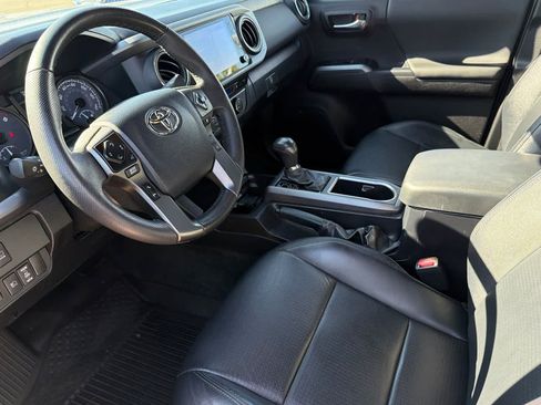 Certified 2023 Toyota Tacoma TRD Sport w/ TRD Premium Sport Package AWD/4WD image 9