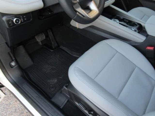 New 2026 Ford Explorer Active w/ Active Comfort Package AWD/4WD image 15