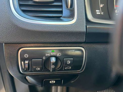 Used 2017 Volvo S60 T5 Inscription w/ Convenience Package image 33