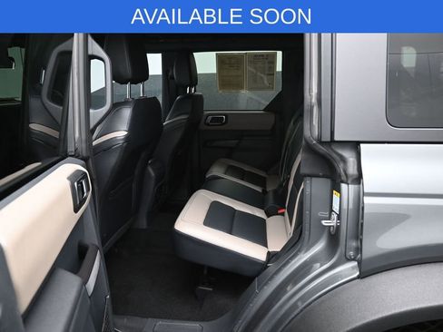 Used 2024 Ford Bronco Wildtrak AWD/4WD image 31