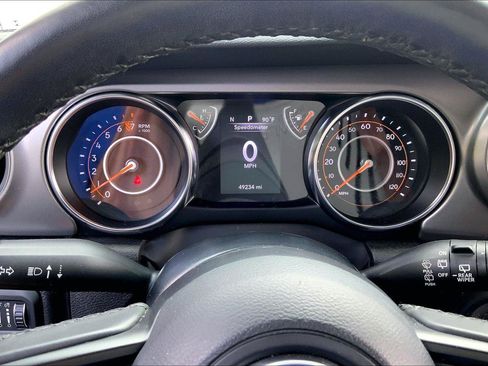 Used 2022 Jeep Wrangler Sport AWD/4WD image 13