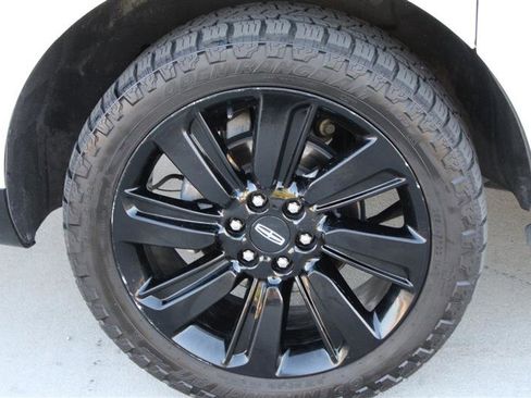 Used 2022 Lincoln Navigator L Reserve AWD/4WD image 47
