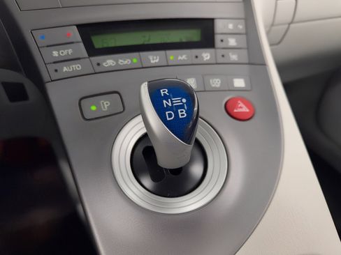 Used 2012 Toyota Prius Four FWD image 25