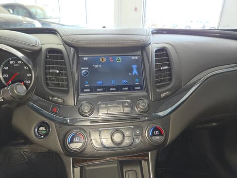 Used 2014 Chevrolet Impala LTZ FWD image 31