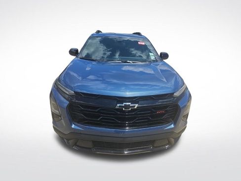 Used 2026 Chevrolet Equinox RS FWD image 2