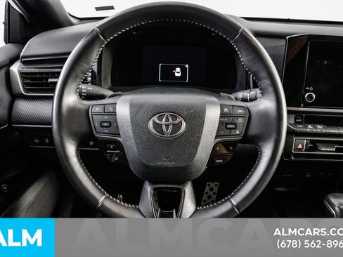 Used 2025 Toyota Camry SE image 24