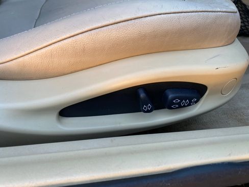 Used 2006 BMW Z4 3.0si image 38