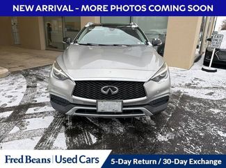 Used 2019 INFINITI QX30 LUXE w/ Navigation Package video 2