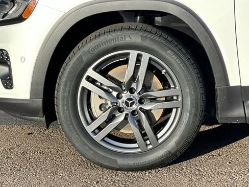 Certified 2025 Mercedes-Benz GLB 250 4MATIC image 24