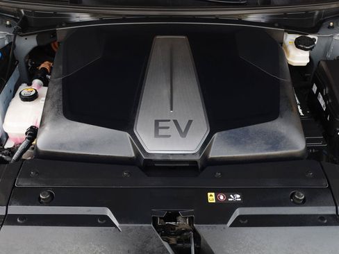Used 2022 Kia EV6 GT-Line w/ First Edition Package AWD/4WD image 12