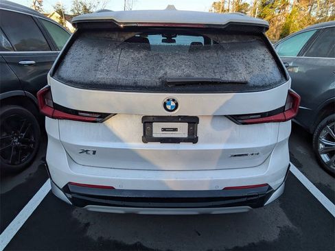 Used 2023 BMW X1 xDrive28i w/ Premium Package image 5
