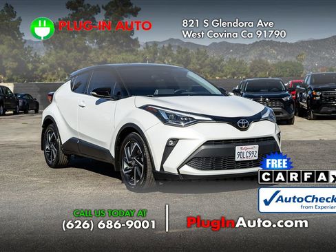 Used 2022 Toyota C-HR Limited image 3