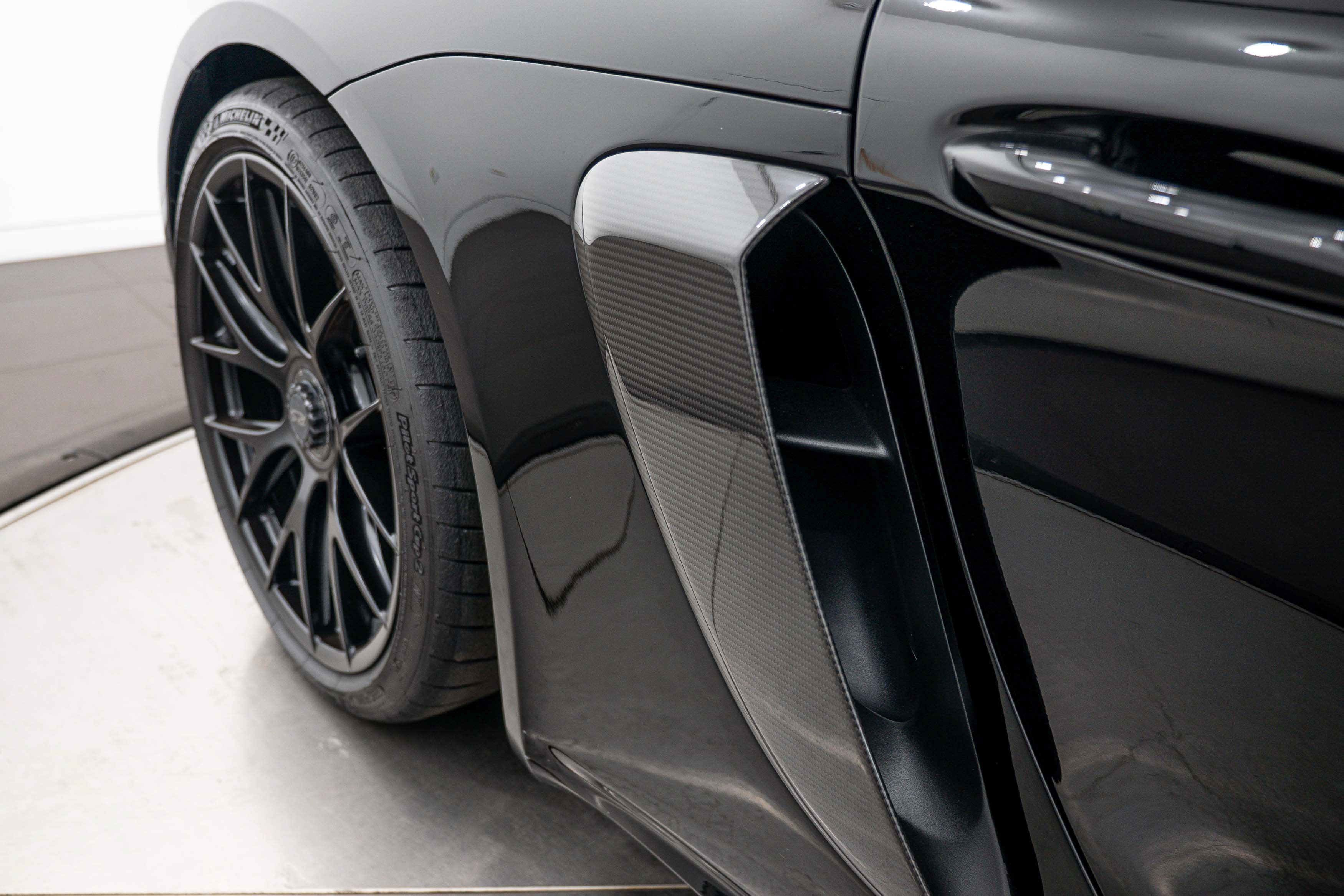 Certified 2023 Porsche 718 Cayman GT4 RS RWD image 13