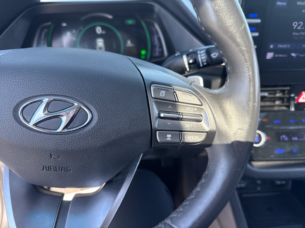 Used 2022 Hyundai Ioniq SEL FWD image 41