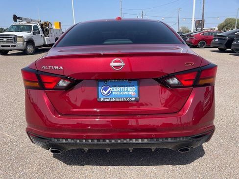 Used 2024 Nissan Altima 2.5 SR w/ SR Premium Package FWD image 6