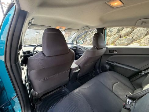 Used 2022 Toyota Prius Prime LE image 18