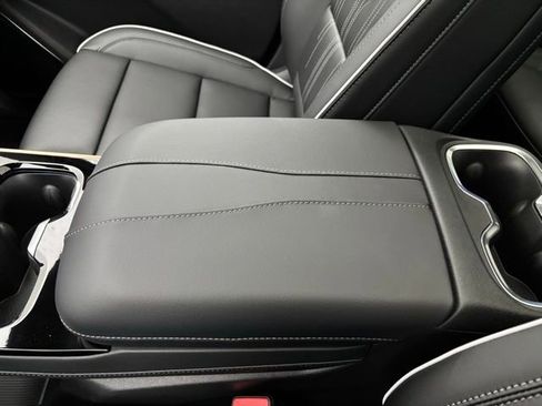 New 2026 Buick Enclave Avenir image 36